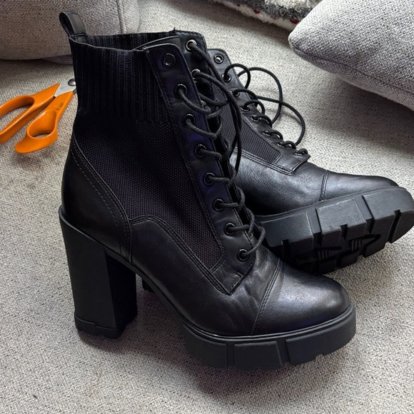 Aldo Chunky Heel Ankle Boots - Picture 8 of 8